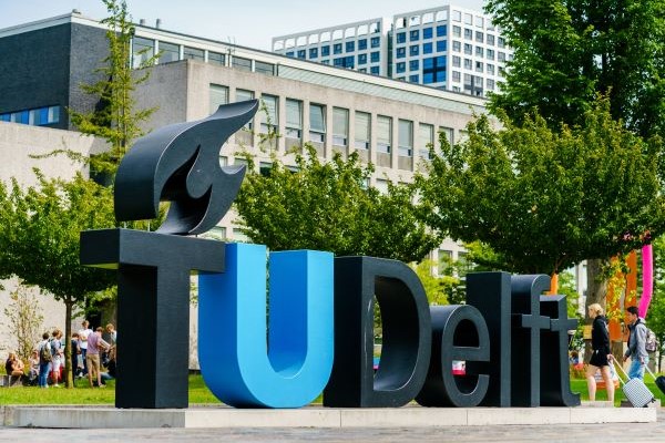 Delftse studenten ontwikkelen aardbevingsbestendige woning